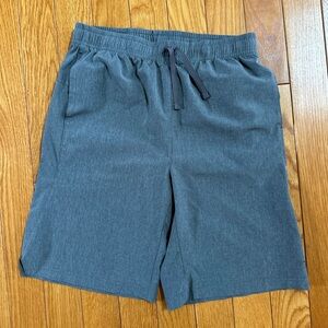 Old Navy Active Boy’s Size 18 Gray Casual Shorts
